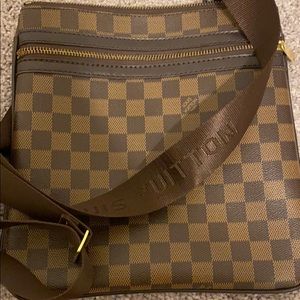 Louis Vuitton crossbody bag